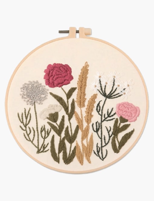 Embroidery kit 'Lazy daisy' - Daphne's Diary